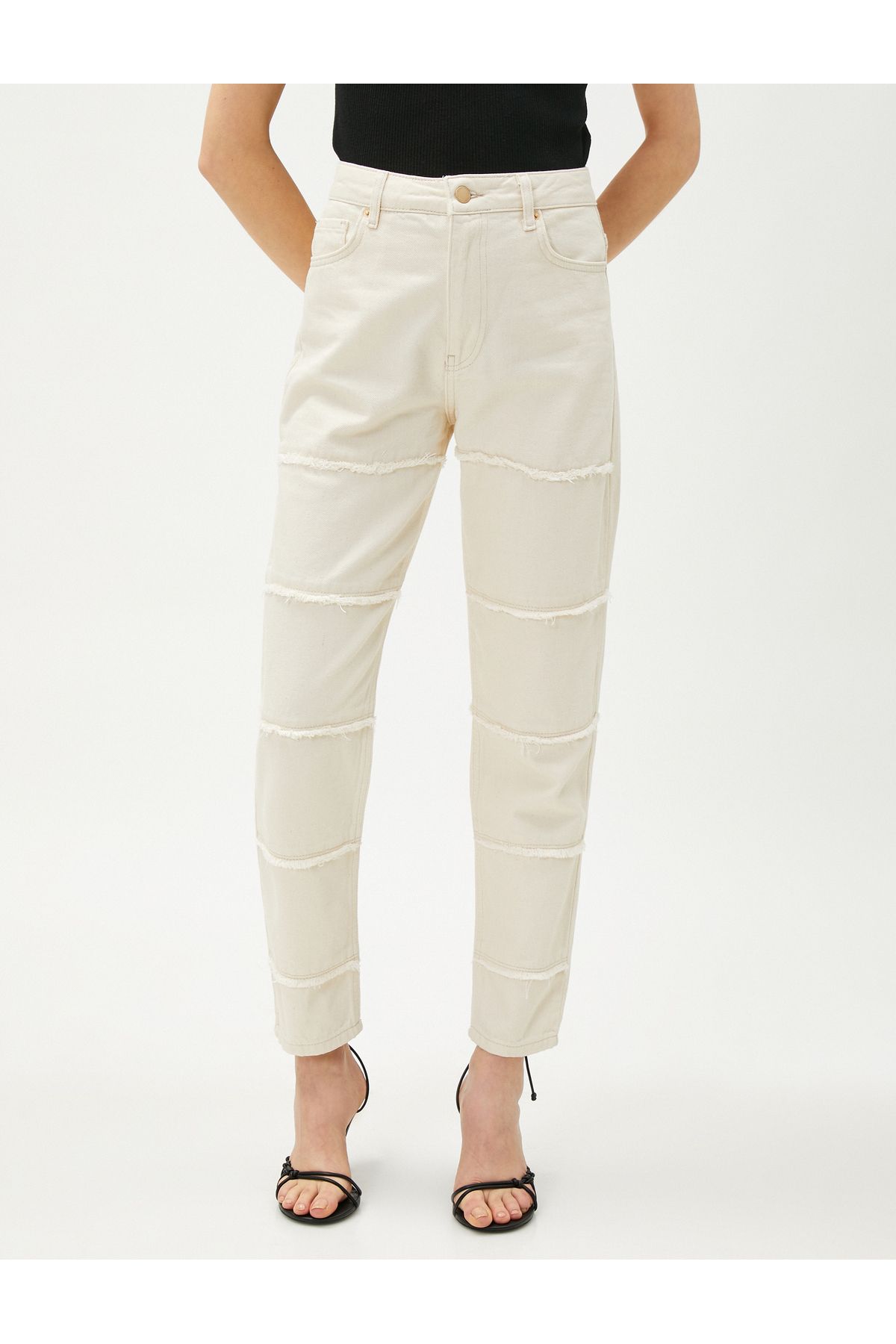 Yüksek Bel Kot Pantolon Rahat Kesim Hafif Dar Paça - Mom Jeans Yüksek Bel Kot Pantolon Rahat Kesim Hafif Dar Paça - Mom Jeans