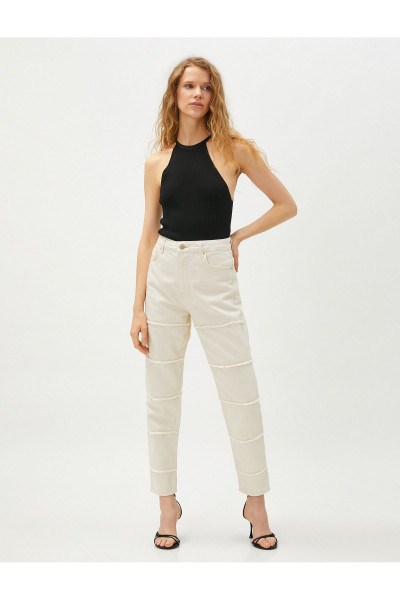 Yüksek Bel Kot Pantolon Rahat Kesim Hafif Dar Paça - Mom Jeans Yüksek Bel Kot Pantolon Rahat Kesim Hafif Dar Paça - Mom Jeans