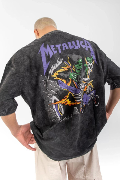 Yıkamalı Metallica Mor Sırt Baskılı Unisex Oversize Tshirt Yıkamalı Metallica Mor Sırt Baskılı Unisex Oversize Tshirt