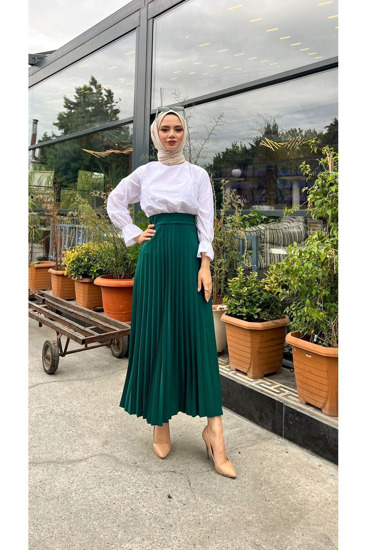 Piliseli Kloş Kalıp,(S-M-L-XL---36-48 BEDEN ARALIĞINDA),zümrüt Yeşili Skuba Krep Etek Piliseli Kloş Kalıp,(S-M-L-XL---36-48 BEDEN ARALIĞINDA),zümrüt Yeşili Skuba Krep Etek