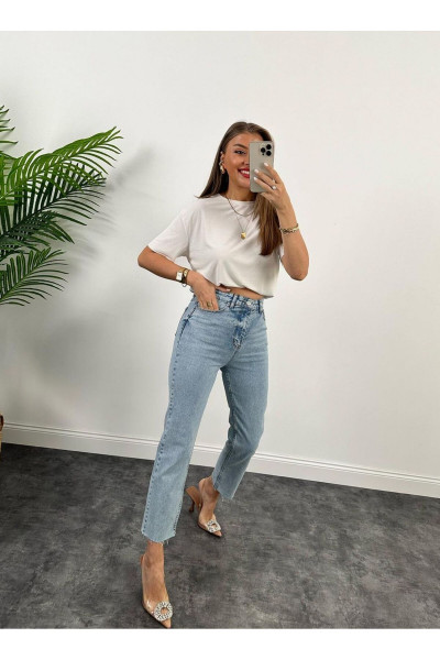 Premium Kalite Paçası Kesik Toparlayıcı Likralı BoyFit Jean