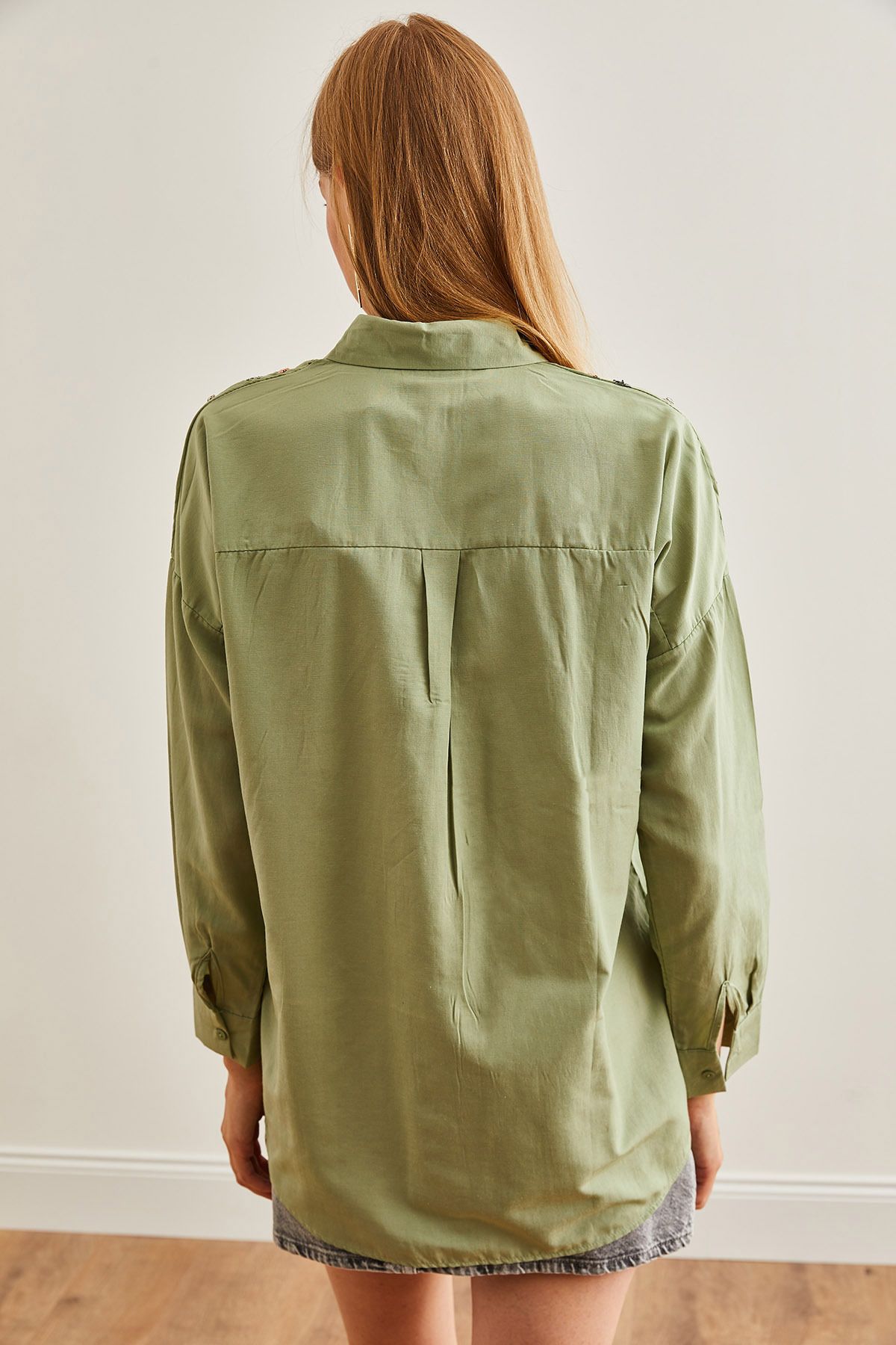 Kadın Sulu Küf Yeşili Palmiye Pul Detaylı Dokuma Gömlek GML-19001225