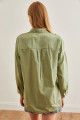 Kadın Sulu Küf Yeşili Palmiye Pul Detaylı Dokuma Gömlek GML-19001225