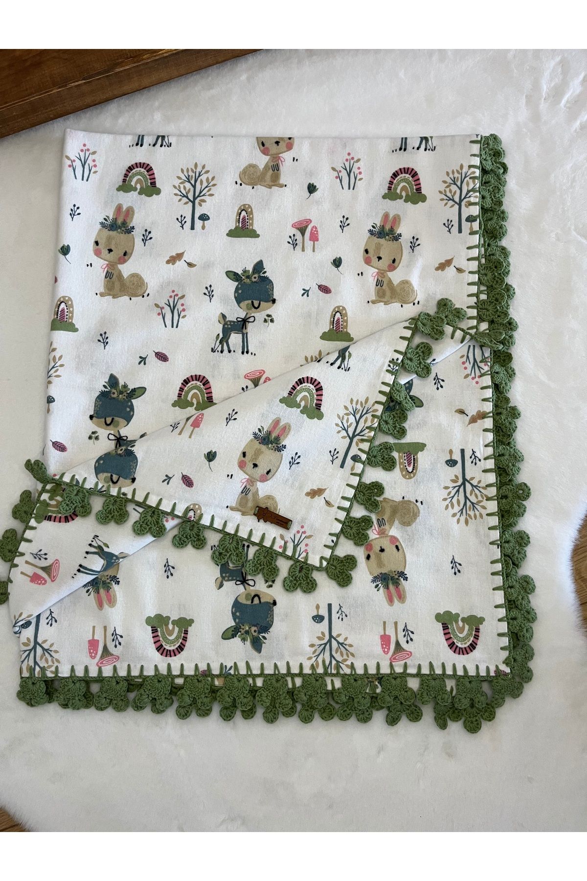 Pazen (Flanel) çift katlı 110x100cm kenarları el örgüsü Bebek Battaniyesi Pazen (Flanel) çift katlı 110x100cm kenarları el örgüsü Bebek Battaniyesi