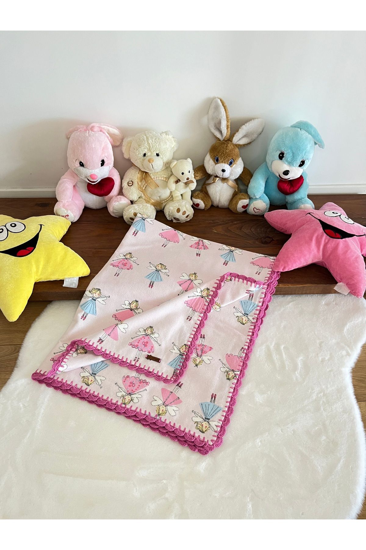 Pazen (Flanel) çift katlı 110x100cm kenarları el örgüsü Bebek Battaniyesi Pazen (Flanel) çift katlı 110x100cm kenarları el örgüsü Bebek Battaniyesi