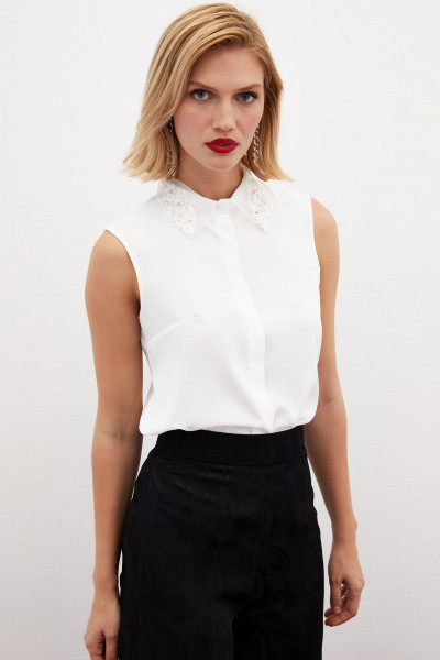 Yaka Işlemeli Kolsuz Gömlek - Ekru