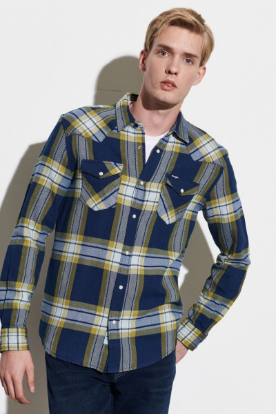 Regular Fit Normal Kesim Kareli Uzun Kollu Gömlek Regular Fit Normal Kesim Kareli Uzun Kollu Gömlek