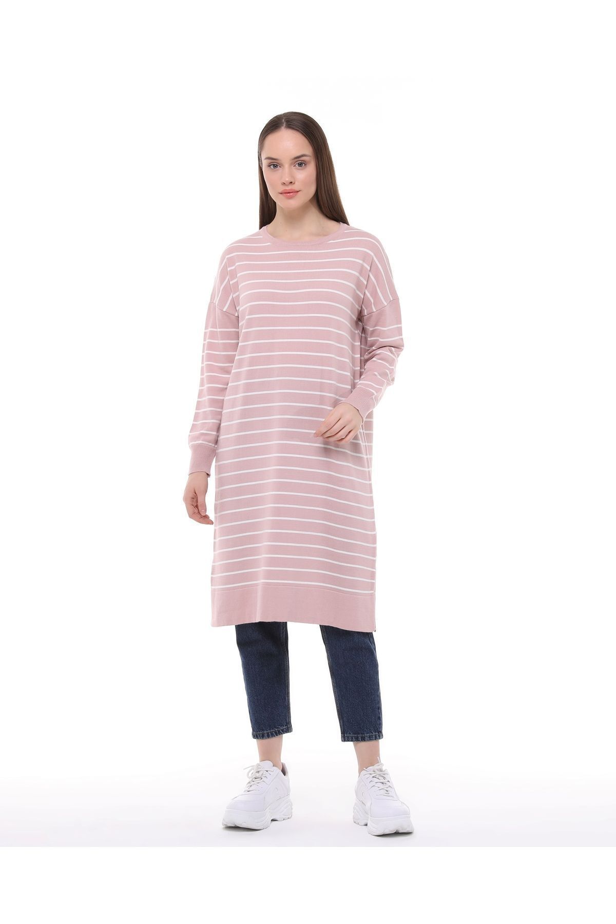 Kadın Pudra Pembe Çizgili Uzun Triko Tesettür Tunik Kadın Pudra Pembe Çizgili Uzun Triko Tesettür Tunik