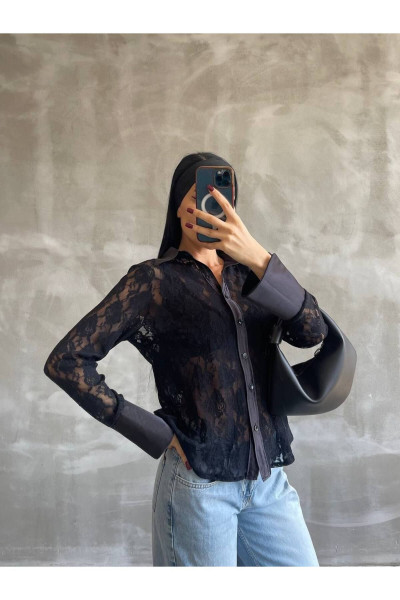 Kadın Transparan Dantelli Kalın Manşet Klasik Gömlek Kadın Transparan Dantelli Kalın Manşet Klasik Gömlek