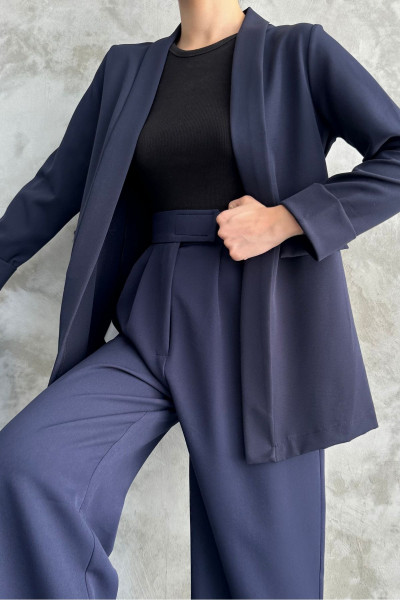 Kadın Yeni Sezon Duble Kol Giy Çık Mevsimlik Ceket lacivert Kadın Yeni Sezon Duble Kol Giy Çık Mevsimlik Ceket lacivert