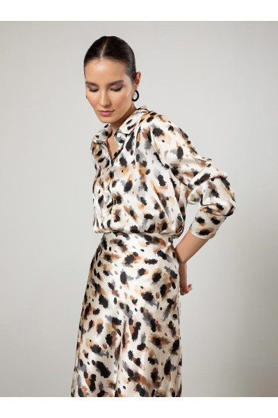Sedef Düğme Detaylı Leopar Desenli Saten Tunik - Leopar - Refka Sedef Düğme Detaylı Leopar Desenli Saten Tunik - Leopar - Refka