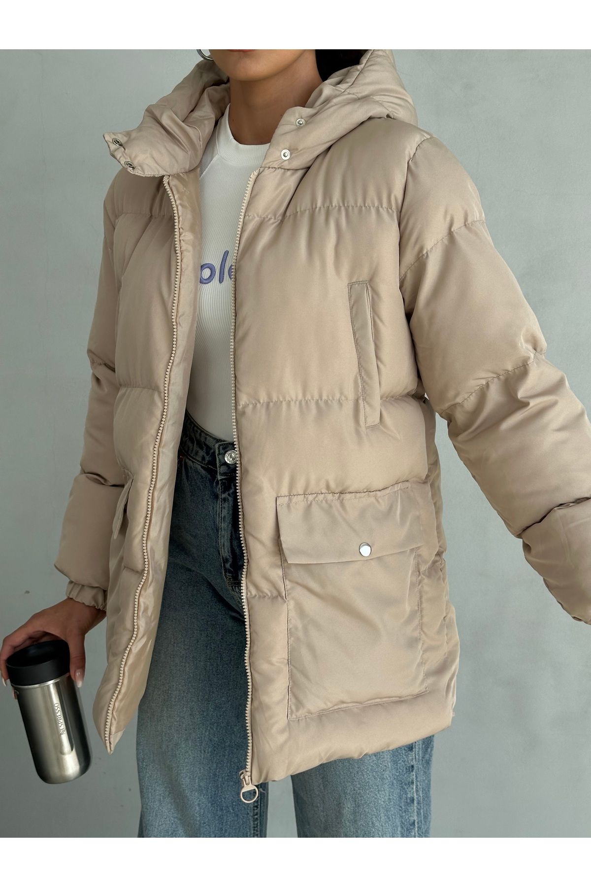Puffer 4 Cep Detaylı Kapüşonlu Bej Şişme Mont Puffer 4 Cep Detaylı Kapüşonlu Bej Şişme Mont