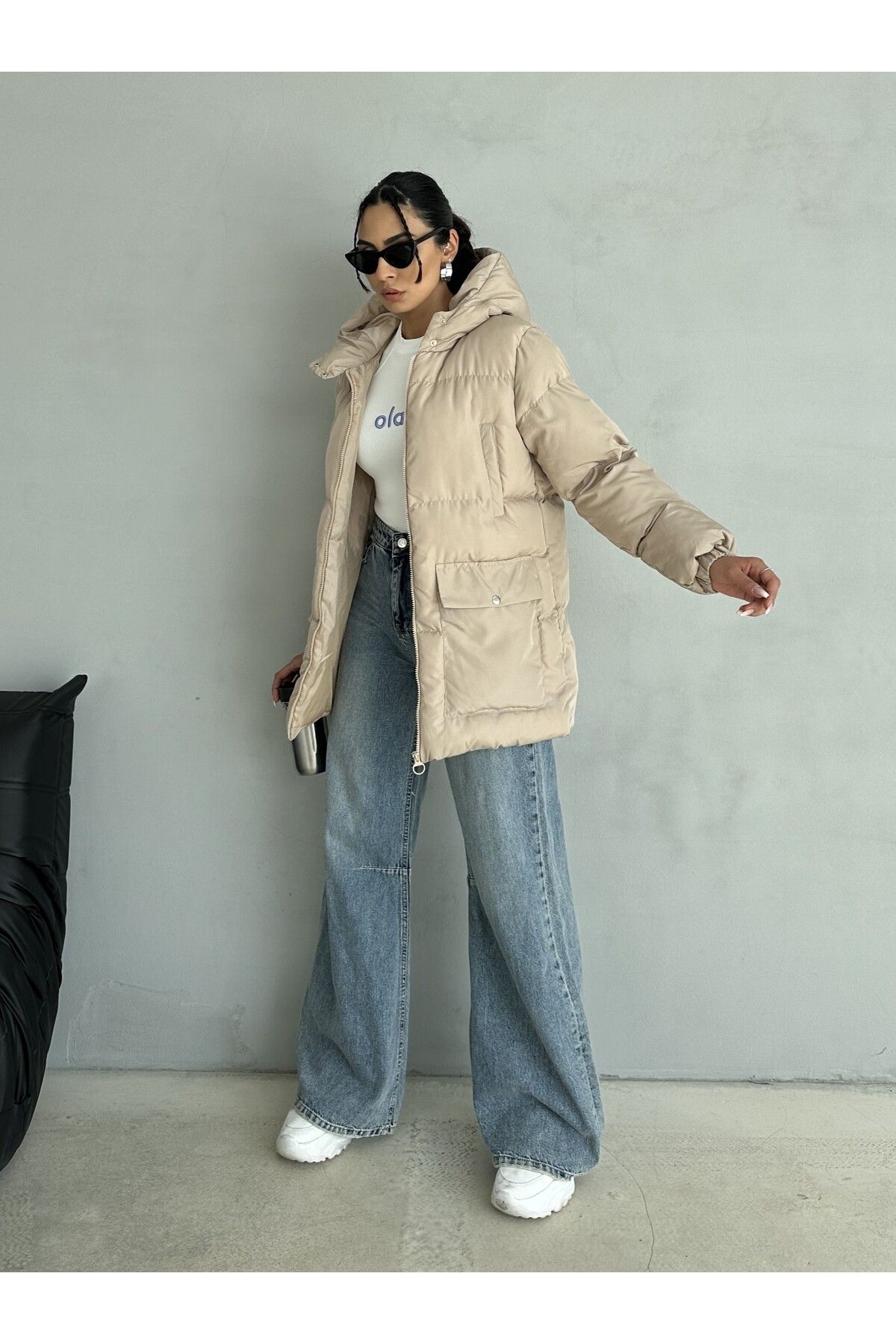 Puffer 4 Cep Detaylı Kapüşonlu Bej Şişme Mont Puffer 4 Cep Detaylı Kapüşonlu Bej Şişme Mont