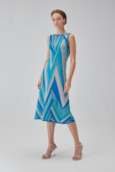 Sırt Dekolteli Çan Mavi Midi Elbise