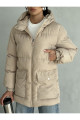 Puffer 4 Cep Detaylı Kapüşonlu Bej Şişme Mont Puffer 4 Cep Detaylı Kapüşonlu Bej Şişme Mont