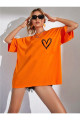 Minimal Kalp Baskılı Oversize Tshirt Minimal Kalp Baskılı Oversize Tshirt
