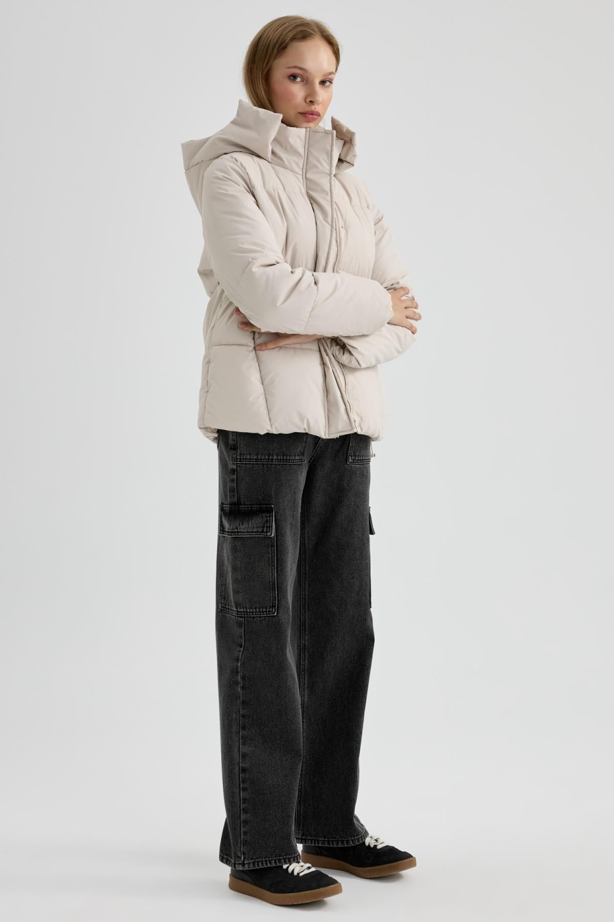 Su Geçirmez Relax Fit Kapüşonlu Şişme Mont A4090ax23wn Su Geçirmez Relax Fit Kapüşonlu Şişme Mont A4090ax23wn