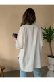 OWERSİZE NAKIŞLI KETEN GÖMLEK OWERSİZE NAKIŞLI KETEN GÖMLEK