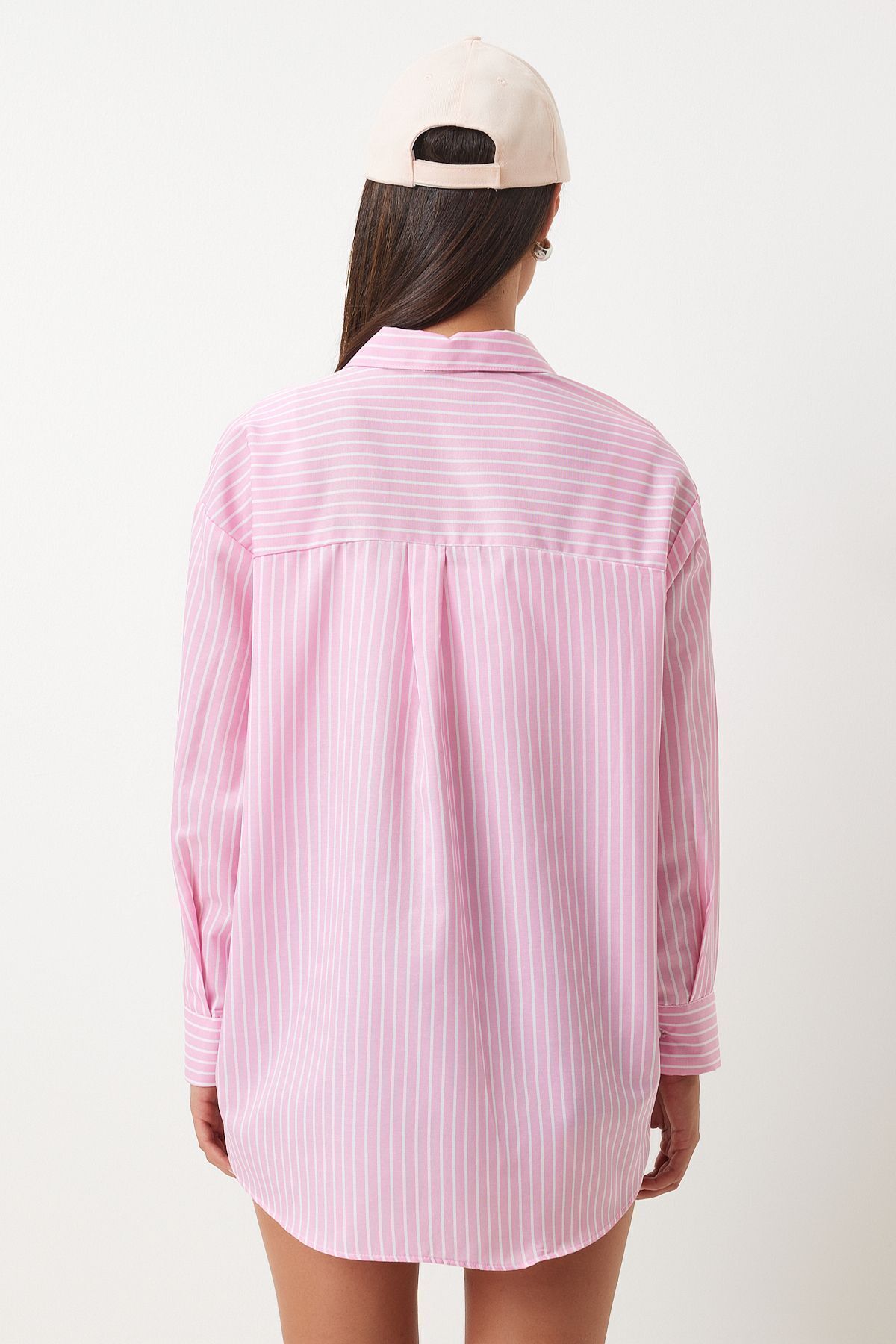 Kalp Nakışlı Çizgili Oversize Poplin gömlek Pembe Beyaz Ldx0001 Kalp Nakışlı Çizgili Oversize Poplin gömlek Pembe Beyaz Ldx0001