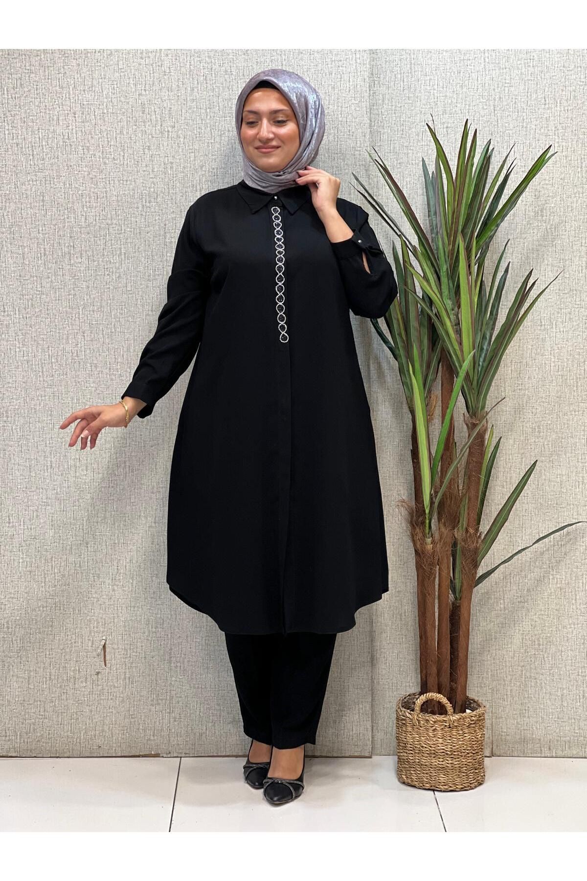 Önü S Taşlı Tunik Önü S Taşlı Tunik