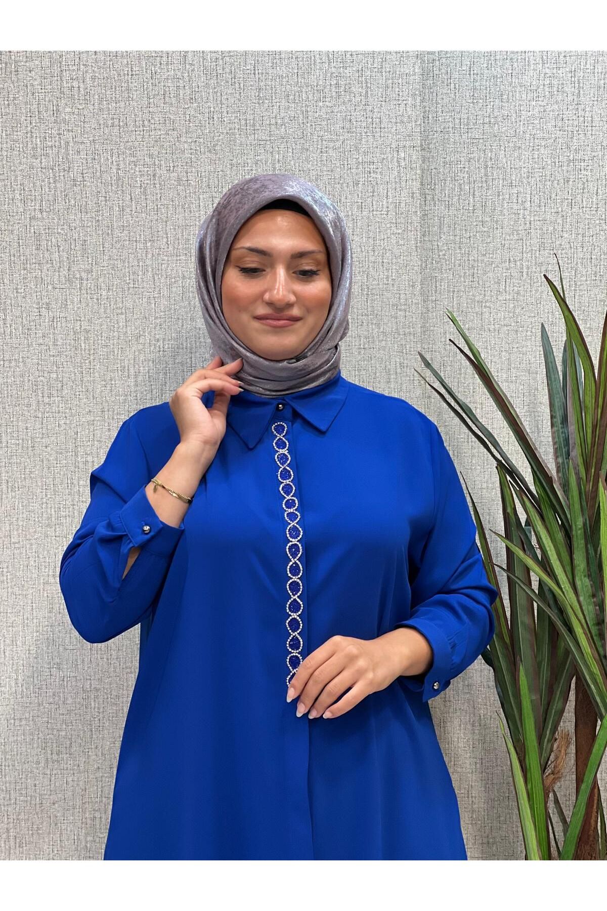 Önü S Taşlı Tunik Önü S Taşlı Tunik