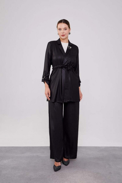 Siyah Beli Kuşak Kapamalı Pantolonlu Ceket Takım Siyah Beli Kuşak Kapamalı Pantolonlu Ceket Takım