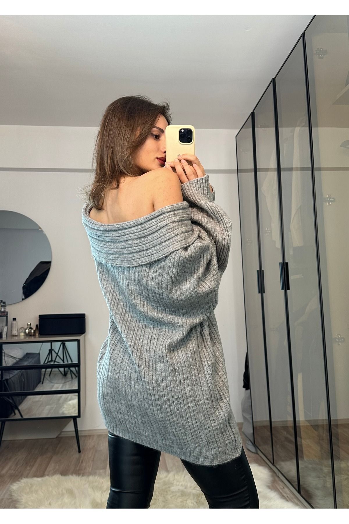 Yeni Sezon Kayık Yaka Triko Kazak Yeni Sezon Kayık Yaka Triko Kazak