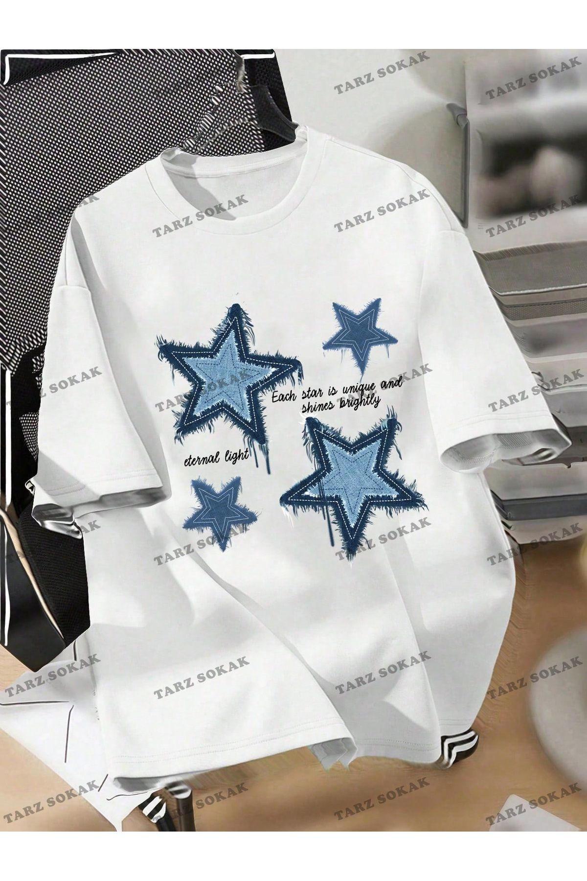 Yıldız Baskılı Oversize Kalıp Unisex T-shirt Yıldız Baskılı Oversize Kalıp Unisex T-shirt