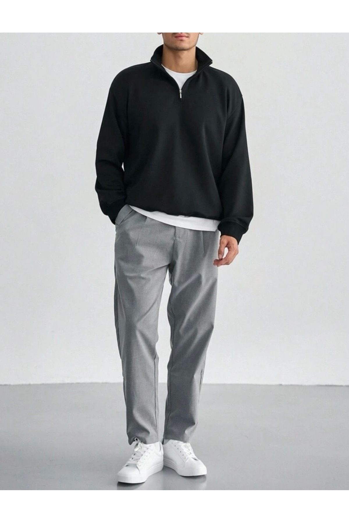 Siyah Dik Yaka Yarım Fermuarlı Düz Kazak Sweatshirt Siyah Dik Yaka Yarım Fermuarlı Düz Kazak Sweatshirt
