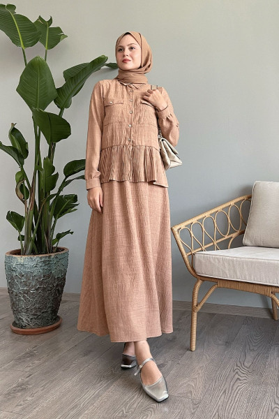 Piliseli Etekli Camel Keten Takım