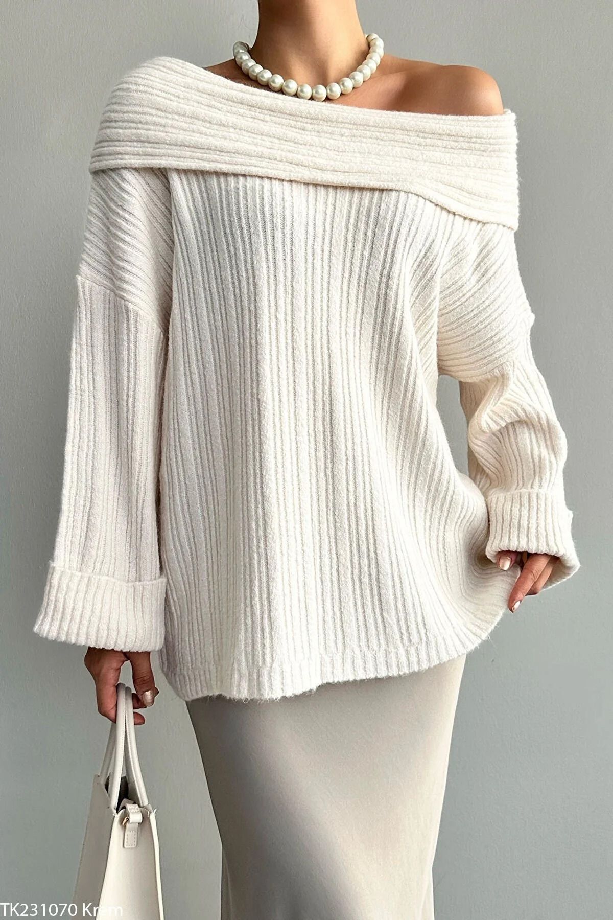 Knitical Tekstil Omuz Açık Katlamalı Mevsimlik Kazak Knitical Tekstil Omuz Açık Katlamalı Mevsimlik Kazak