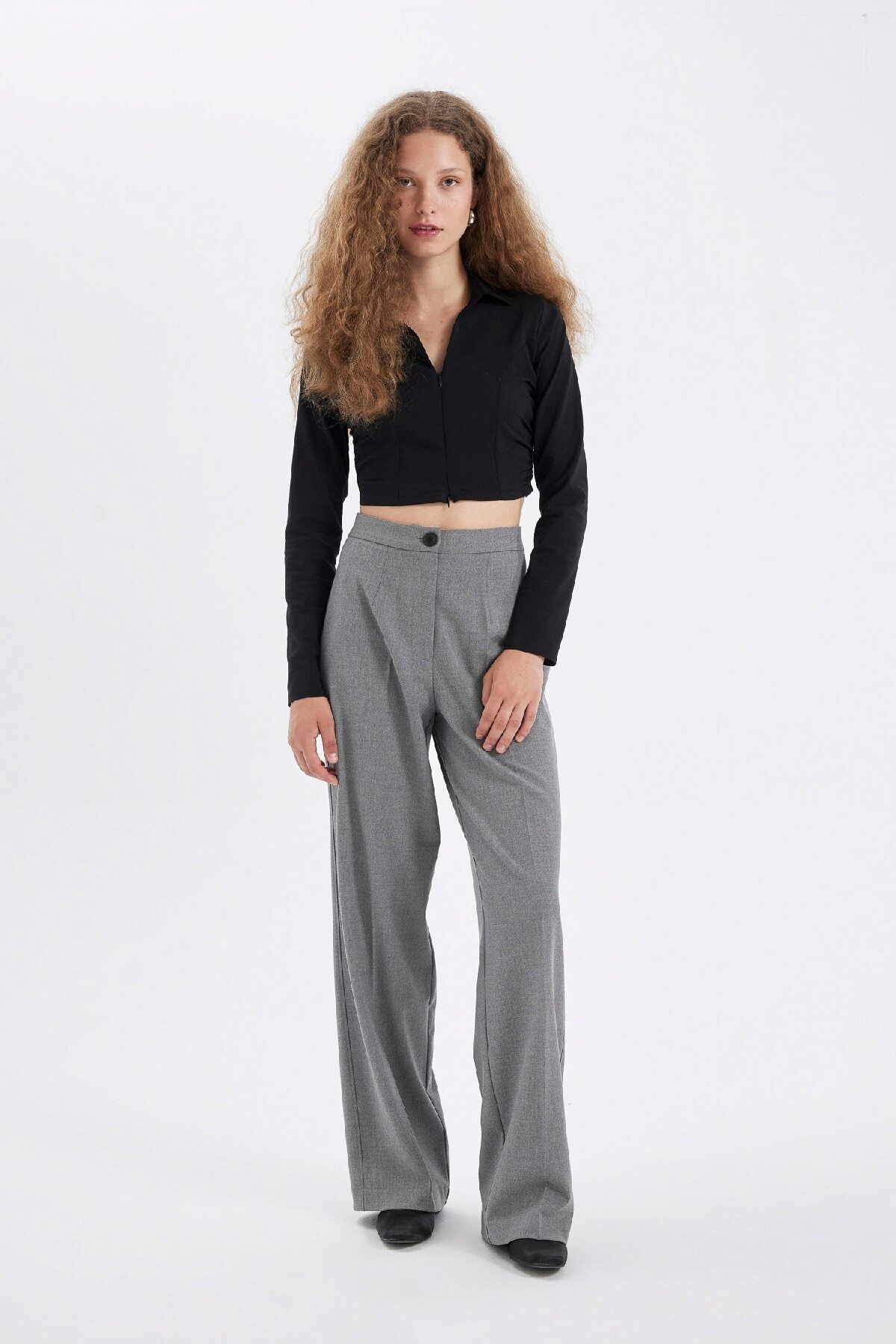 Siyah Fitted Vucuda Oturan Gömlek Yaka Fermuarlı Bengalin Uzun Kollu Crop Basic Düz Bluz C5037ax24au