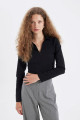 Siyah Fitted Vucuda Oturan Gömlek Yaka Fermuarlı Bengalin Uzun Kollu Crop Basic Düz Bluz C5037ax24au