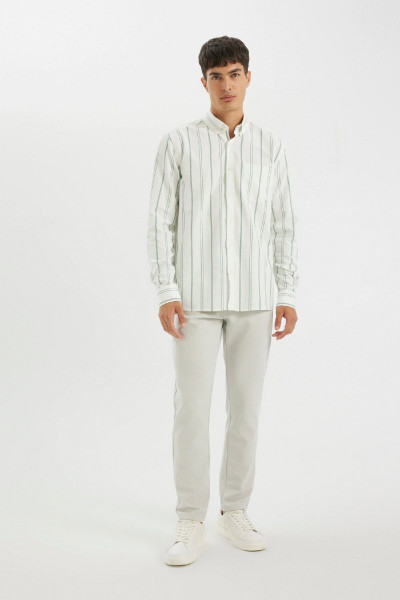 Regular Fit Normal Kesim Oxford Düğmeli Çizgili Pamuklu Uzun Kollu Gömlek D3500ax24au Regular Fit Normal Kesim Oxford Düğmeli Çizgili Pamuklu Uzun Kollu Gömlek D3500ax24au