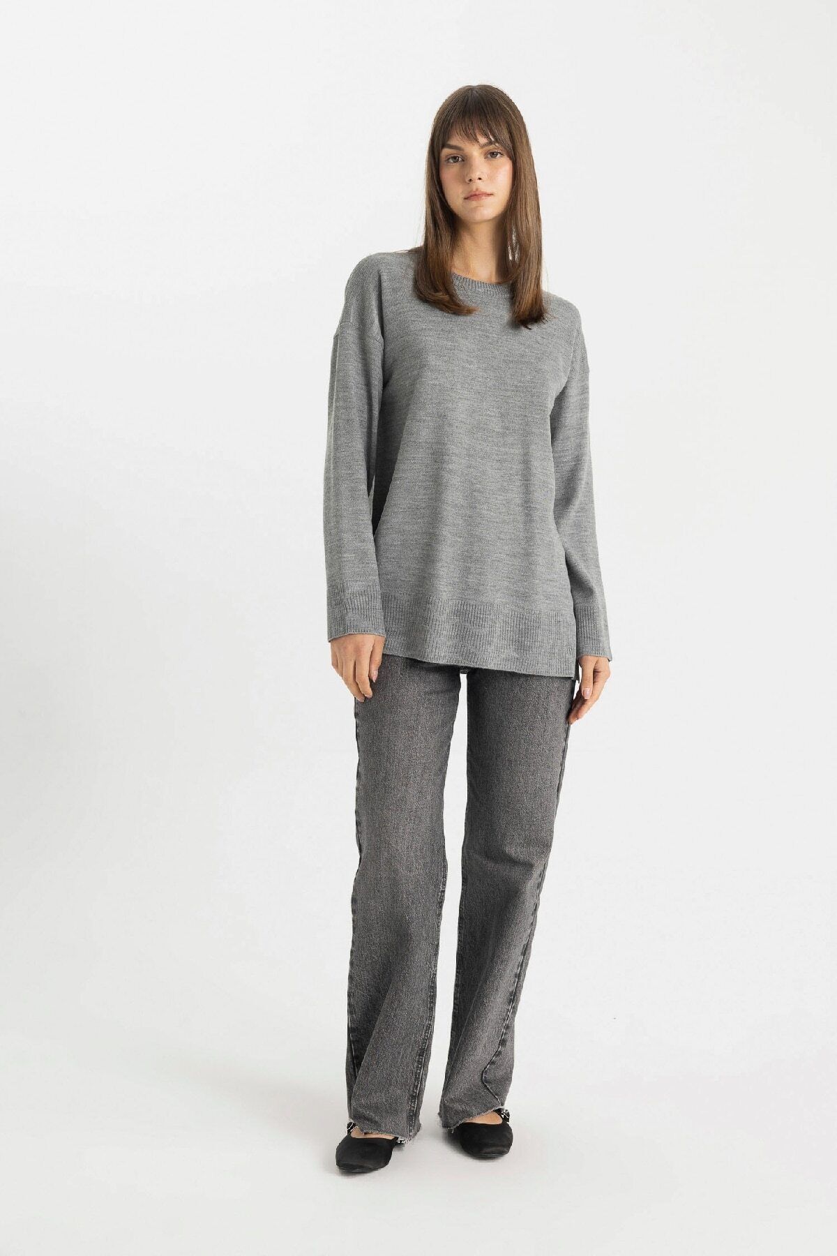 Regular Fit Bisiklet Yaka Yırtmaçlı Basic Düz Triko Kazak Tunik C5165ax24au Regular Fit Bisiklet Yaka Yırtmaçlı Basic Düz Triko Kazak Tunik C5165ax24au