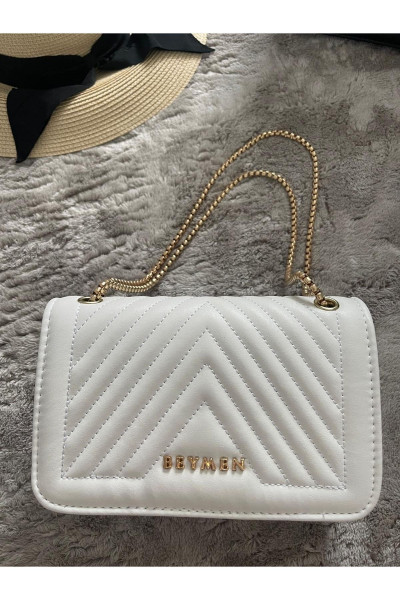 Tasarım Şık Omuz Çantası 15cm X 20cm Zincirboyu 65cm Tasarım Şık Omuz Çantası 15cm X 20cm Zincirboyu 65cm