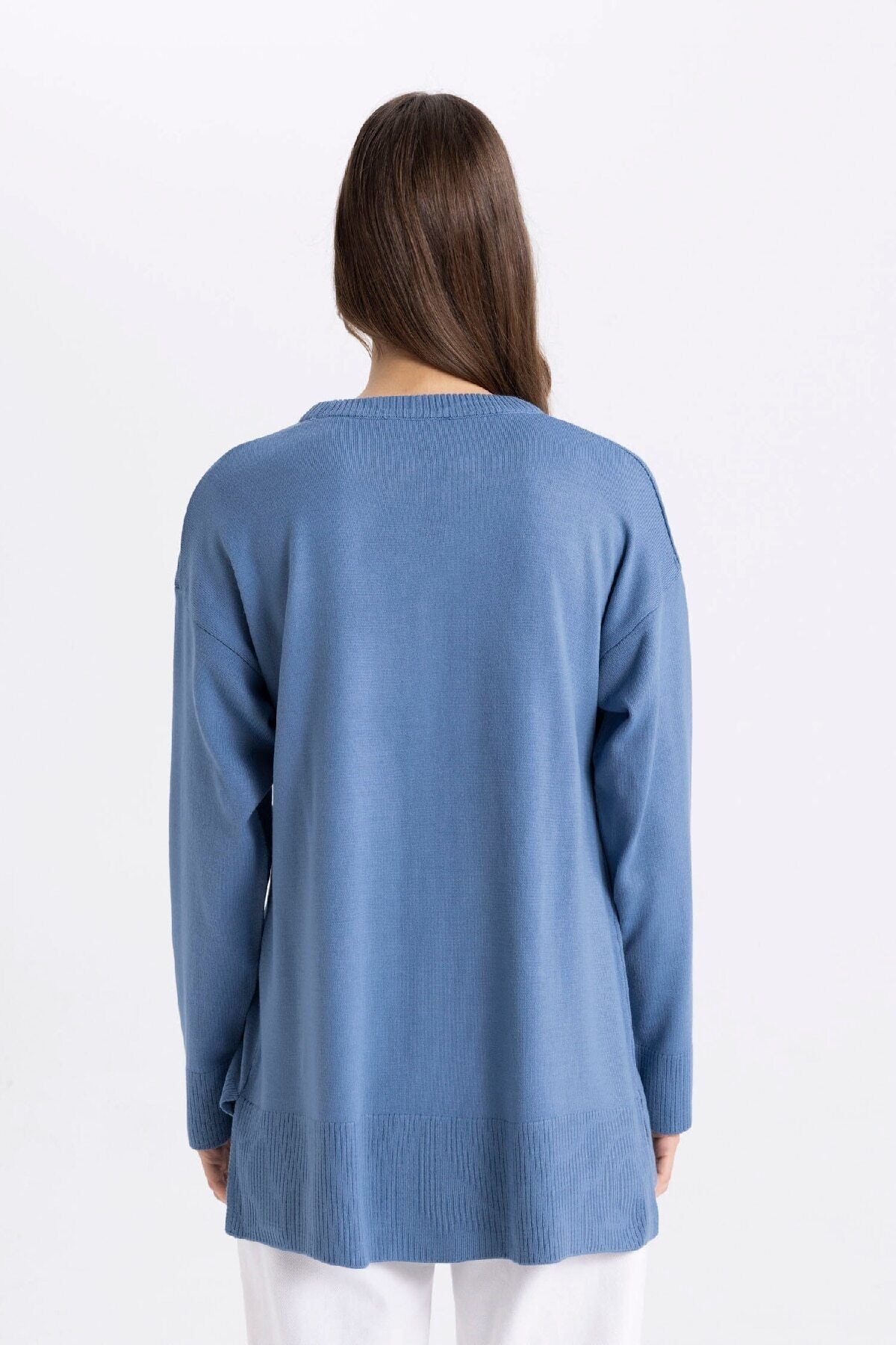 Regular Fit Bisiklet Yaka Yandan Yırtmaçlı Basic Düz Triko Kazak Tunik C5165ax24au Regular Fit Bisiklet Yaka Yandan Yırtmaçlı Basic Düz Triko Kazak Tunik C5165ax24au