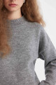 Oversize Geniş Kalıp Yarım Balıkçı Yaka Uzun Triko Kazak R6044az24wn Oversize Geniş Kalıp Yarım Balıkçı Yaka Uzun Triko Kazak R6044az24wn
