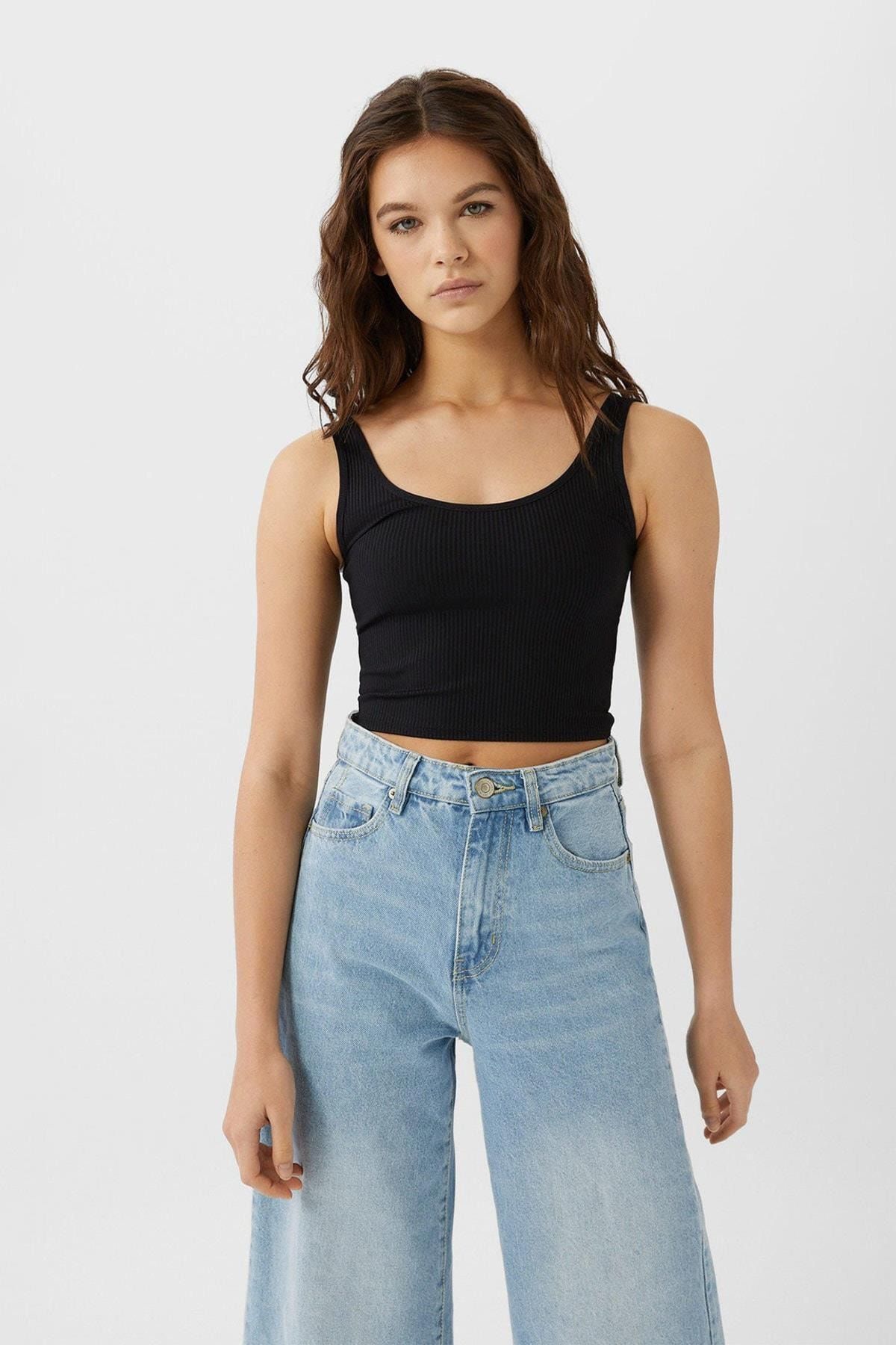 Kadın Siyah Ve Beyaz 2’li Crop Top Paketi Kadın Siyah Ve Beyaz 2’li Crop Top Paketi