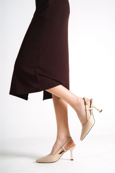 Kadın Topuklu Ayakkabı Arkası Açık Direkli Tokalı Topuk 9 cm