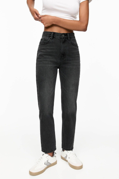Yüksek bel mom fit jean Yüksek bel mom fit jean