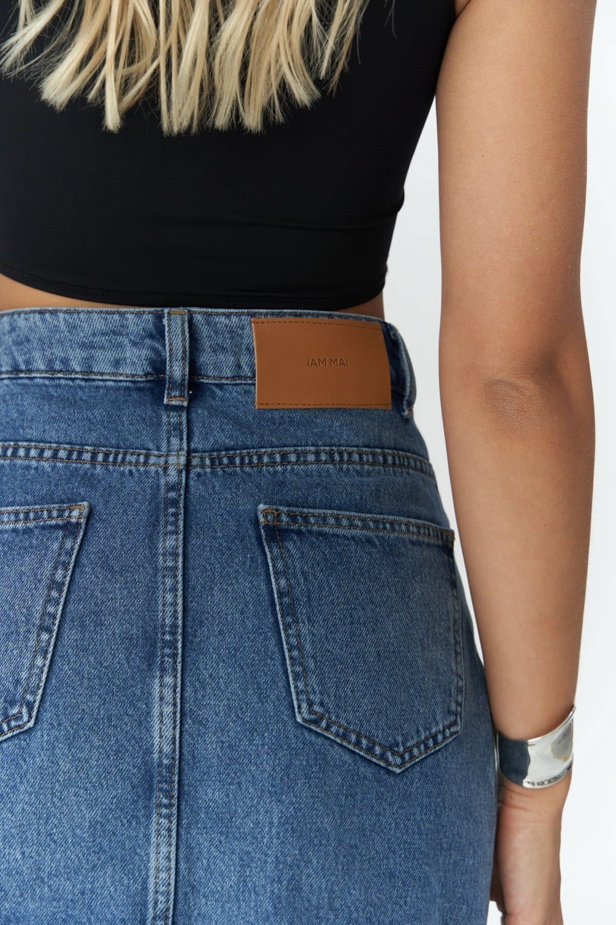 Mai Collection Marta Mavi Derin Yırtmaçlı Mini Kot Etek Mai Collection Marta Mavi Derin Yırtmaçlı Mini Kot Etek