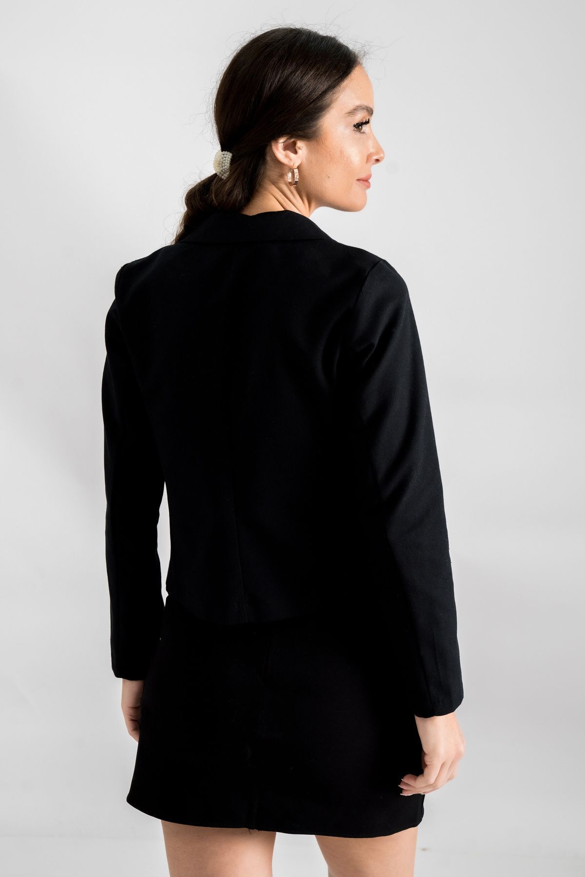 Kadın Siyah Kruvaze Yaka Gabardin Crop Ceket ARM-24Y001010 Kadın Siyah Kruvaze Yaka Gabardin Crop Ceket ARM-24Y001010