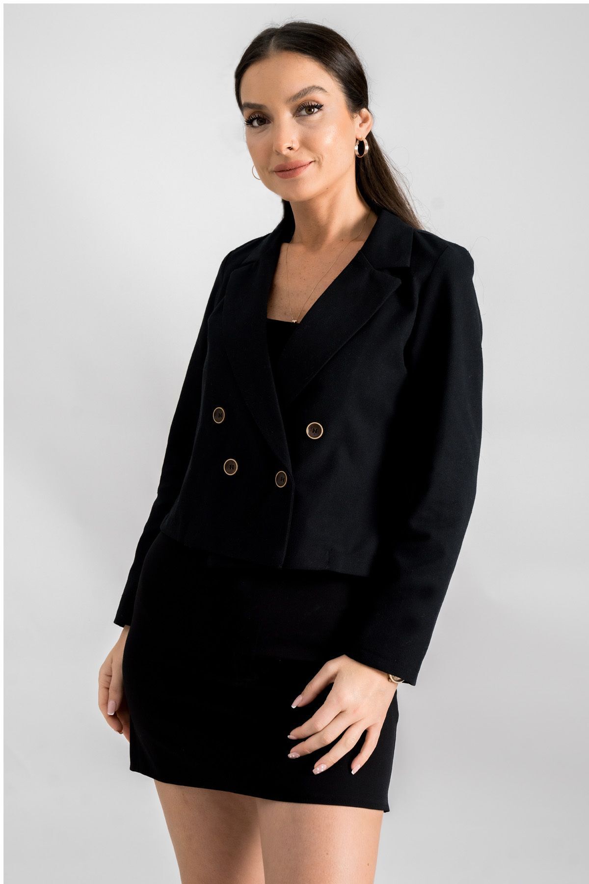 Kadın Siyah Kruvaze Yaka Gabardin Crop Ceket ARM-24Y001010 Kadın Siyah Kruvaze Yaka Gabardin Crop Ceket ARM-24Y001010