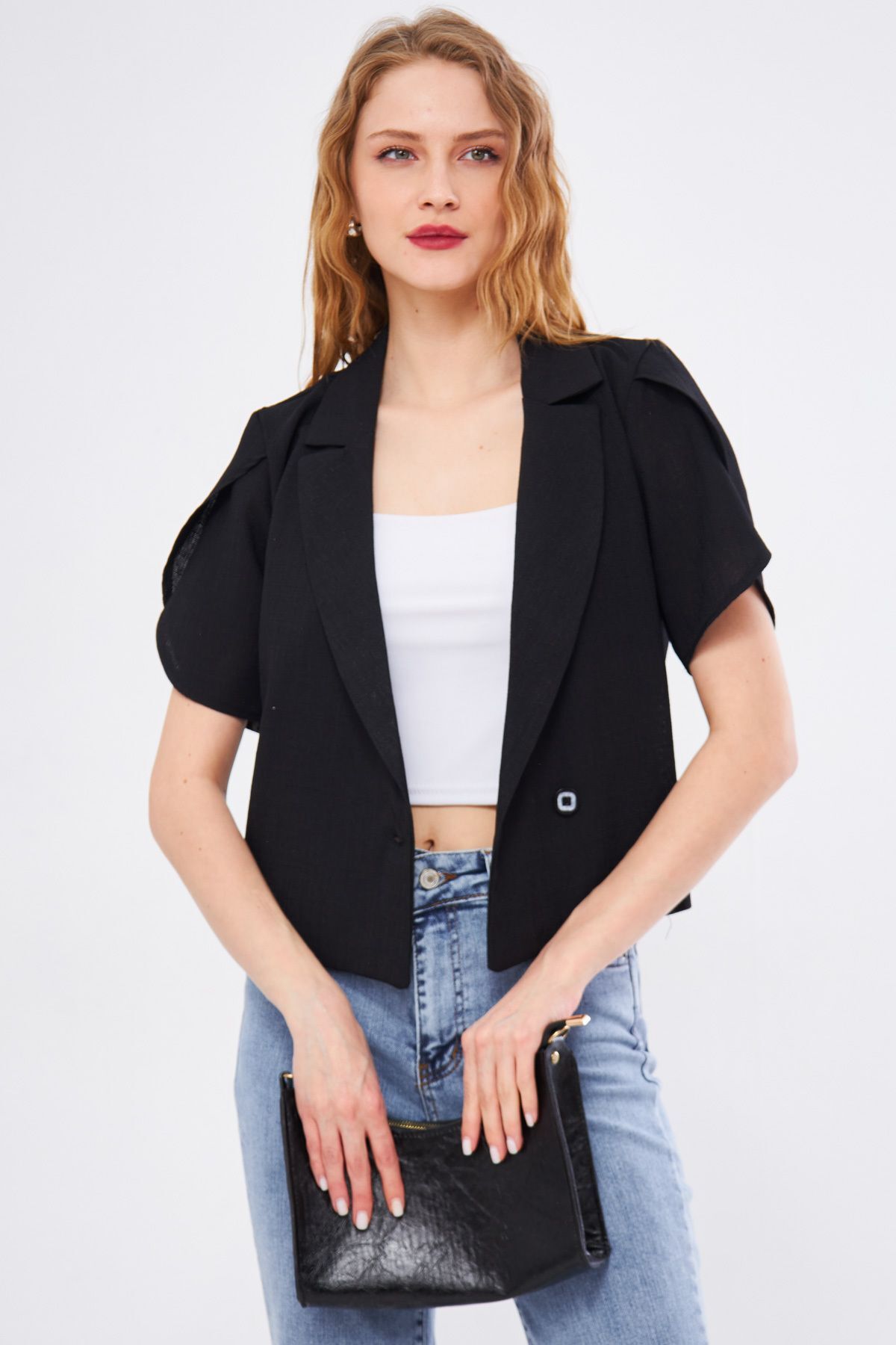 Kadın Siyah İkosiokto Ceket Kolu Yırtmaç Detaylı Crop Kısa Kollu ARM-24Y001048 Kadın Siyah İkosiokto Ceket Kolu Yırtmaç Detaylı Crop Kısa Kollu ARM-24Y001048
