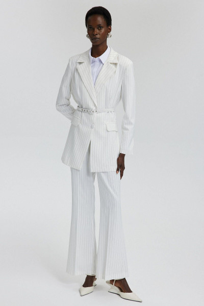 KEMER DETAYLI ÇİZGİLİ TAKIM