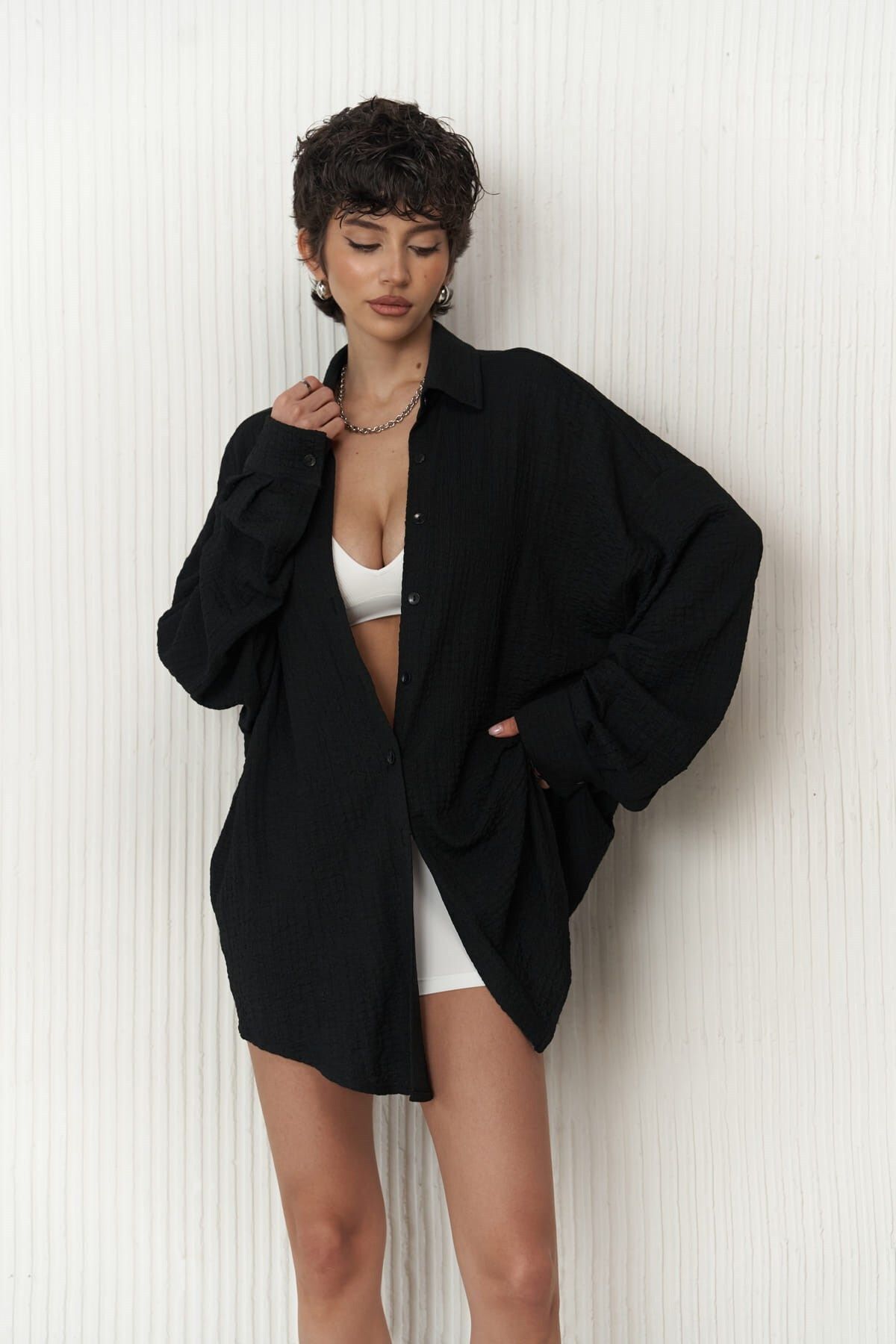 Mai Collection Ocean Siyah Oversize Gömlek Mai Collection Ocean Siyah Oversize Gömlek