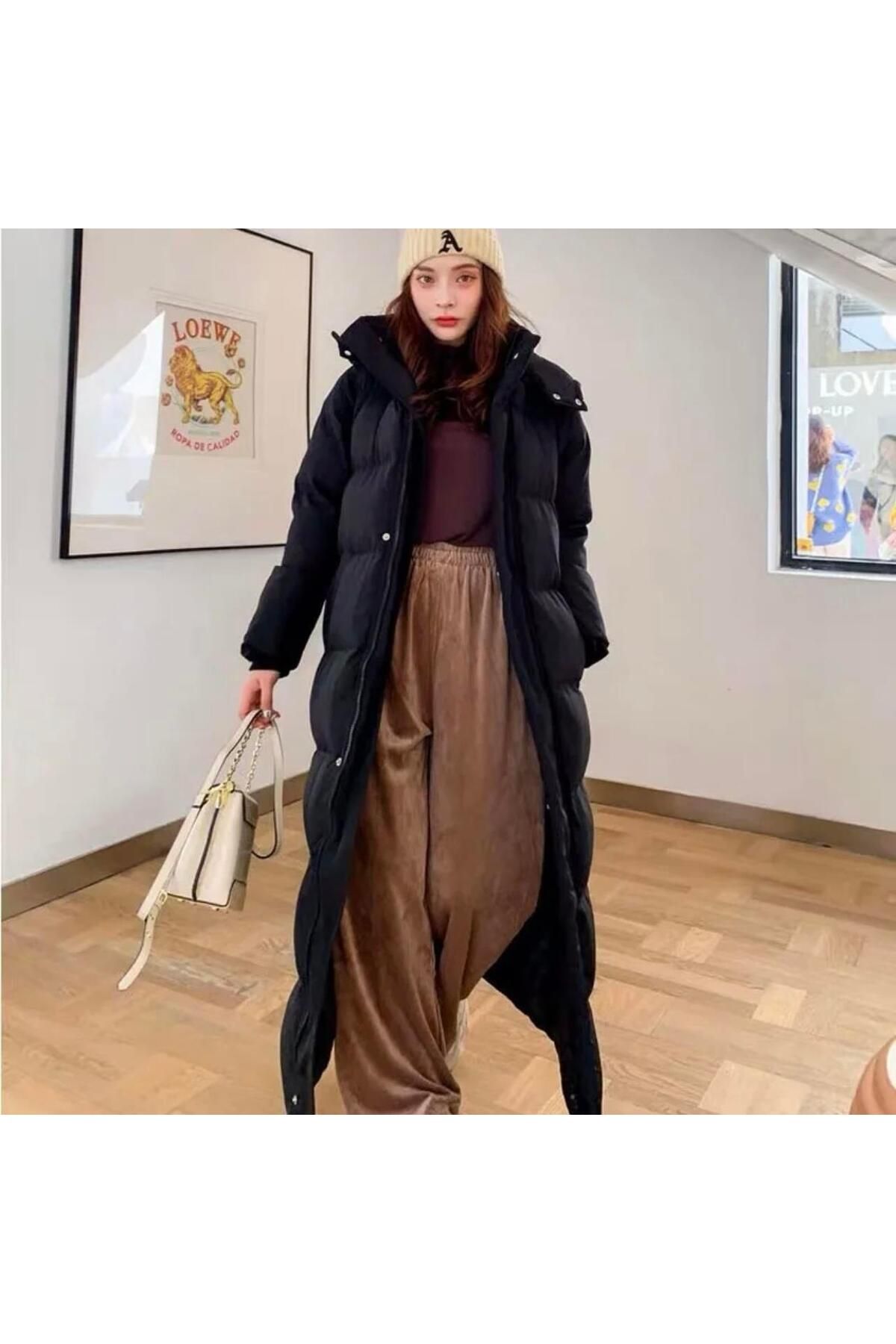 UZUN ŞİŞME MONT BİLEK KISMI AYARLANABİLİR ÇITÇIT DETAYLI - SİYAH RENK UZUN ŞİŞME MONT BİLEK KISMI AYARLANABİLİR ÇITÇIT DETAYLI - SİYAH RENK