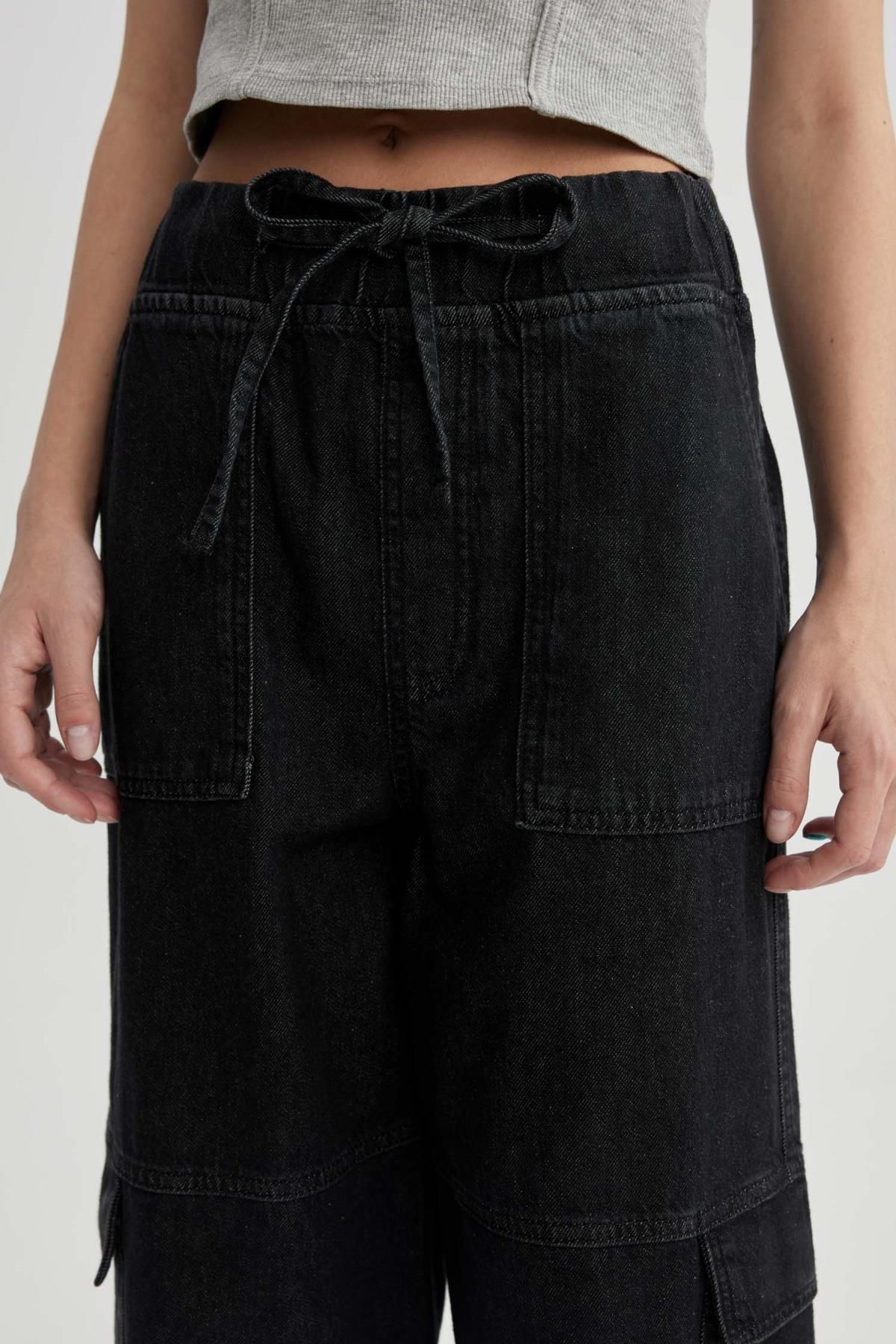Kargo Jogger Yüksek Bel Bağcıklı Paça Bilek Boy Jean Yıkamalı Pantolon B9318ax24sp Kargo Jogger Yüksek Bel Bağcıklı Paça Bilek Boy Jean Yıkamalı Pantolon B9318ax24sp