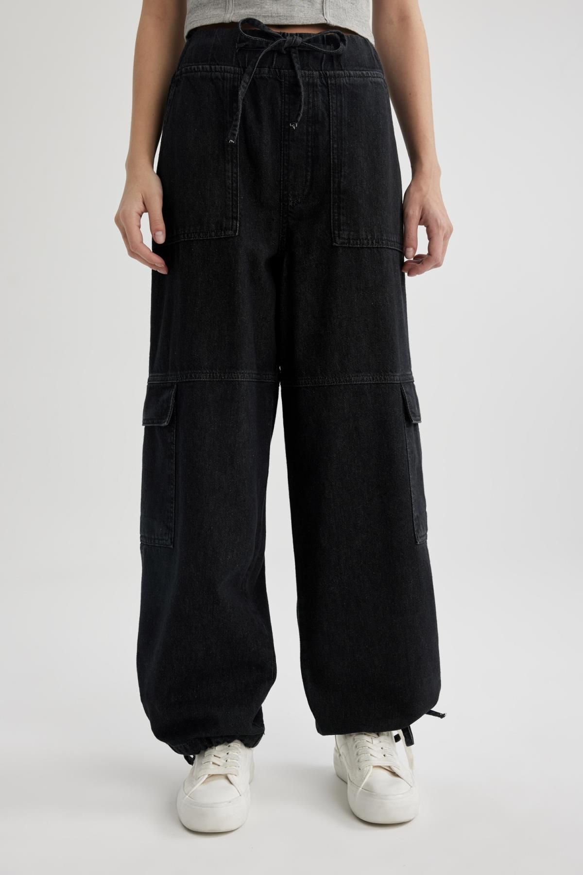 Kargo Jogger Yüksek Bel Bağcıklı Paça Bilek Boy Jean Yıkamalı Pantolon B9318ax24sp Kargo Jogger Yüksek Bel Bağcıklı Paça Bilek Boy Jean Yıkamalı Pantolon B9318ax24sp